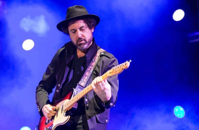 Alejandro Marcovich, exguitarrista de Caifanes, está en coma
