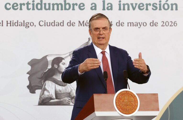Marcelo Ebrard encabeza una misión comercial a Canadá para tratar la revisión del T-MEC